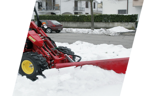 SNOW BLADE